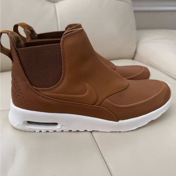 Nike Air Max Thea Mid Chelsea Womens Sneaker - Picture 6 of 11